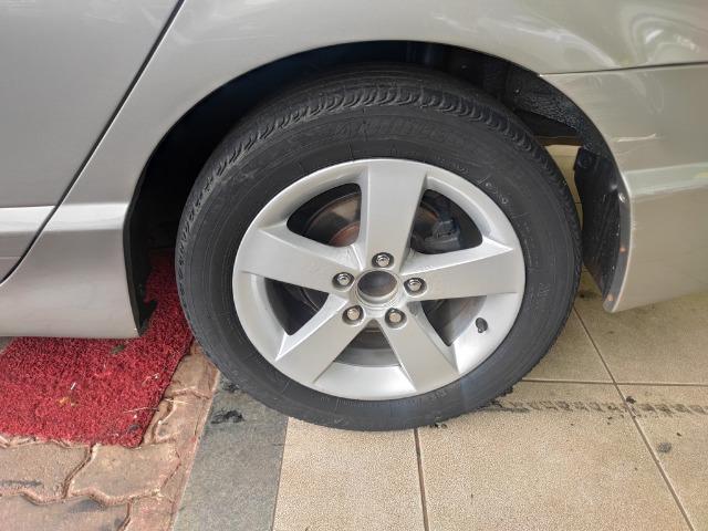 Civic 1.8 - Foto 10