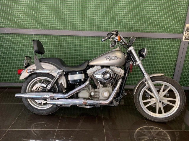 HARLEY DAVIDSON DYNA SUPER GLIDE