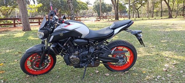 YAMAHA MT07