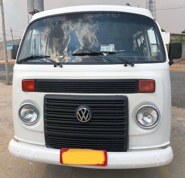 VENDE KOMBI