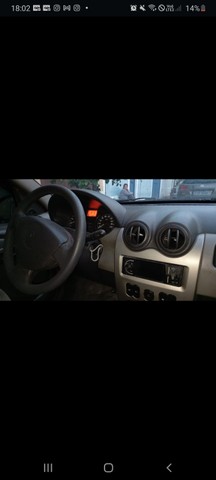 CARRO RENAULT SANDERO HIFLEX 2010 1.6