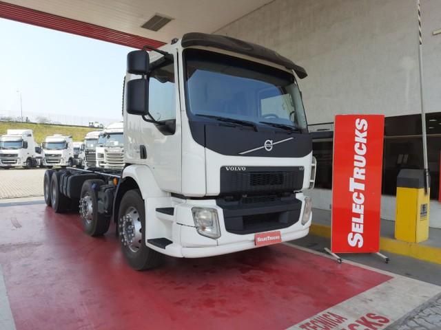 VOLVO VM270 8X2 I-SHIFT 2015 SELECTRUCKS