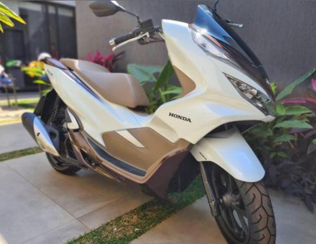 HONDA PCX DLX