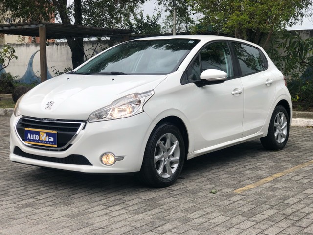 PEUGEOT 208 ACTIV PACK AUTOMÁTICO 2014/2015 C/ 62 MIL KM COURO PNEUS NOVOS