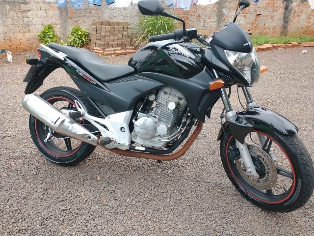 HONDA CB 2010