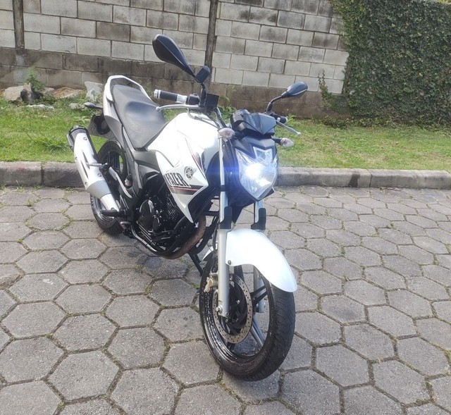 YAMAHA FAZER 2015