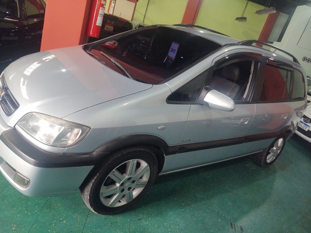 VENDO ZAFIRA 2.0 ELITE 2011/2012
