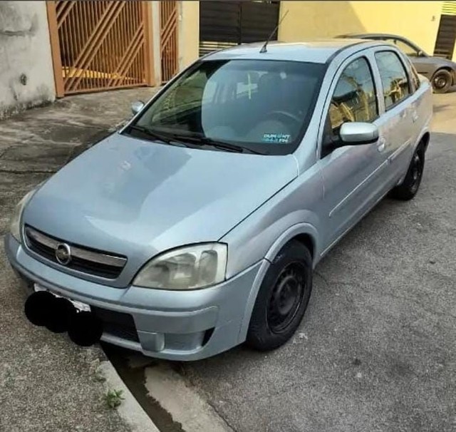 CORSA SEDAN 1.4 PREMIUM