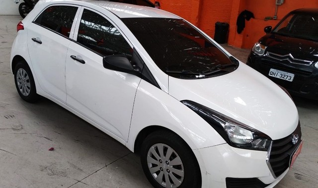 HYUNDAI HB20 CONFORT 1.0 4P MANUAL COMPLETO