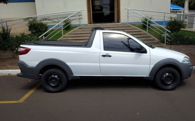 FIAT STRADA HARD WORKING 1.4 2015