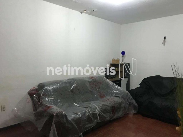 Excelente Imóvel Comercial e Residencial com Barracões  Ótima Localização