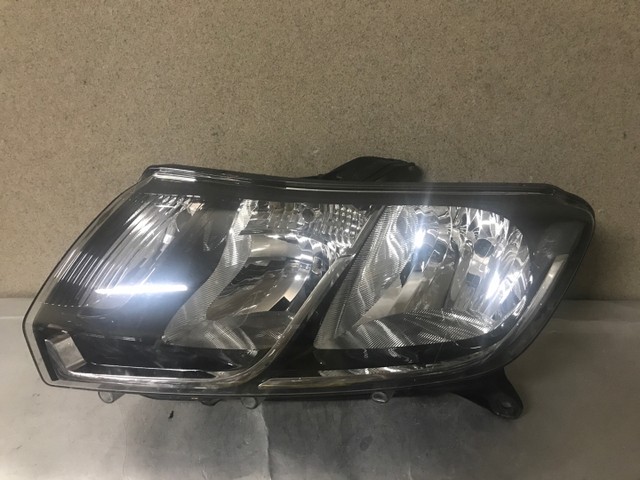 Farol Renault Sandero/Logan - Foto 5