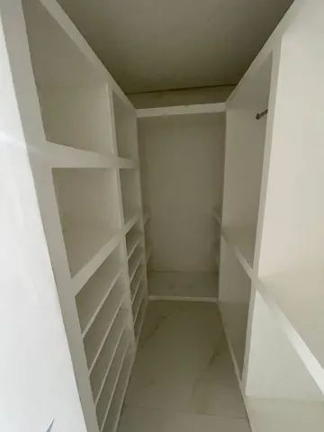 Oportunidade Casa 2/4 com closet - área goumert - em condomínio 