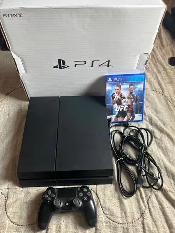 Ps4 pro branco + 4 jogos fisicos / pego slim na troca em Curitiba