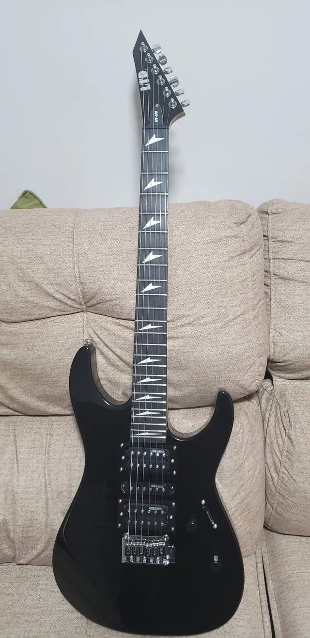 Guitarra ESP LTD MT-130 + Pedais + semicase + correia + cabo - Foto 4