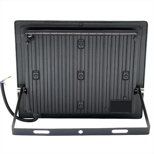 Luminária Refletor LED 200w Quadras  - Foto 3