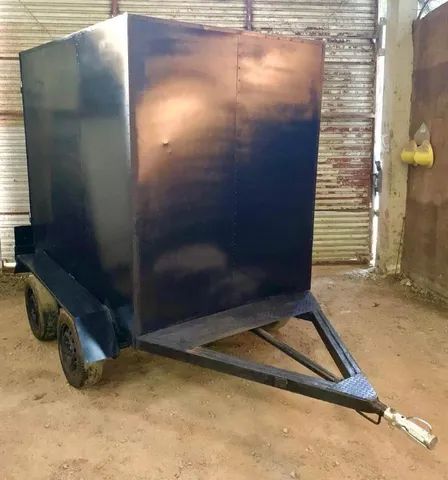 Bau carretinha 2,40m x 1,75m x 1,45m