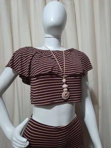Conjunto listrado em malha e fenda na lateral e cropped com babado<br> - Foto 2