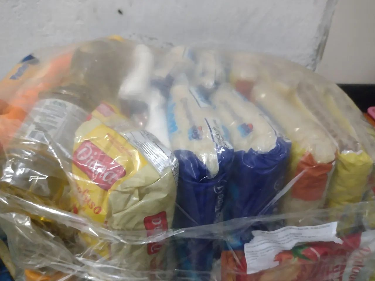 Cesta básica  tudo no prazo de validade preço super bom - Foto 5