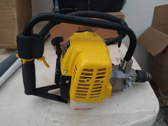 Furador De Palanque Bfg23 A Gasolina 2 Tempos Buffalo