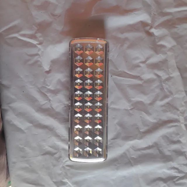 Luminária de Emergência LED