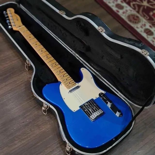 guitarra fender standard telecaster