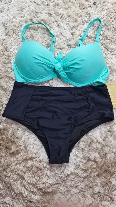 Biquíni e Saída de Praia