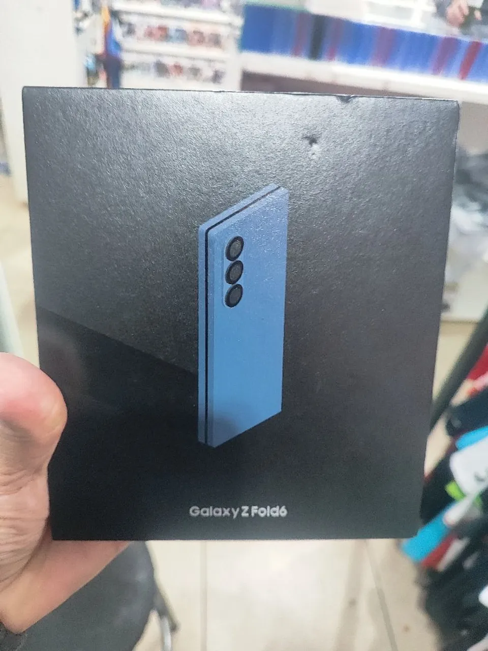 VENDO OU TROCO Z FOLD 6 512 Novo , aceito celular vídeo games