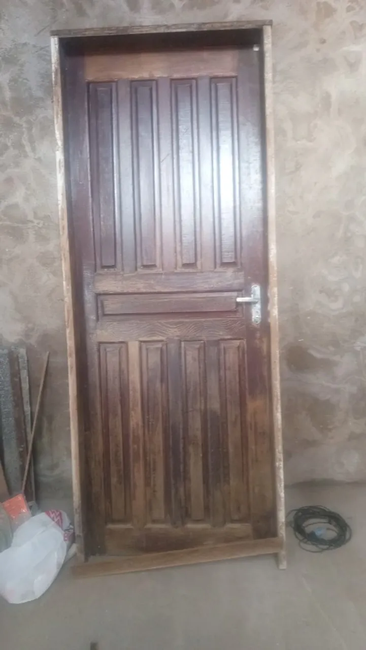 Porta de Madeira Externa