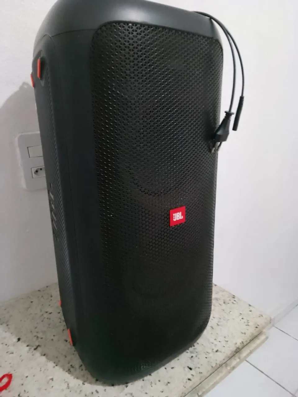 JBL party box 100