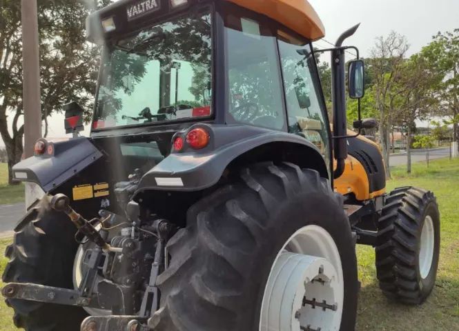Trator Valtra BM110 2017 - Foto 6