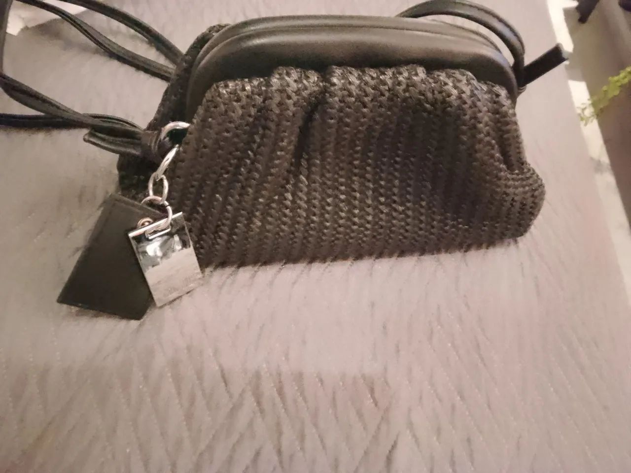 Bolsa preta da santa Lolla  - Foto 2