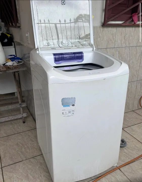 Máquina de Lavar Automática