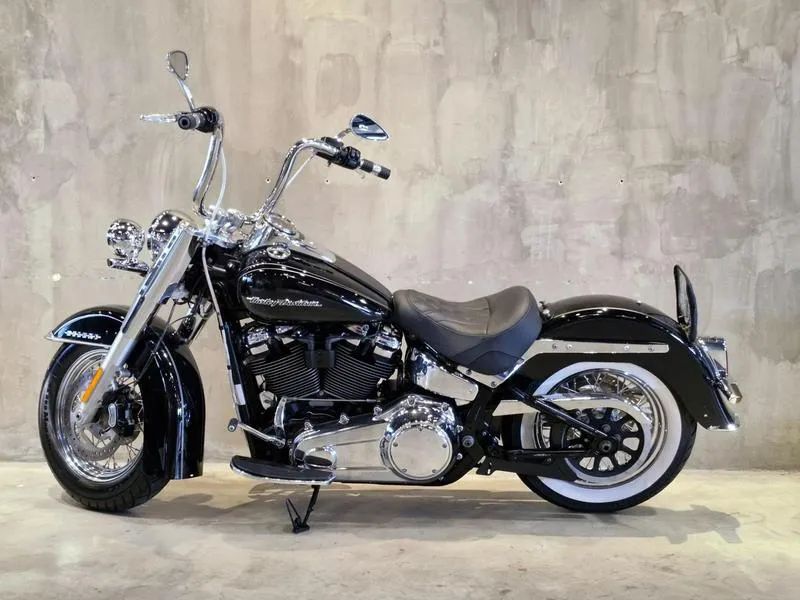 HARLEY-DAVIDSON SOFTAIL DELUXE 2018 - Foto 2