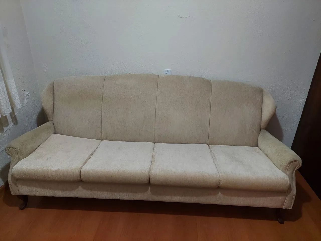 Sofá Clássico Estilo Inglês - 4 lugares / Feito Sob Encomenda * Exclusivo