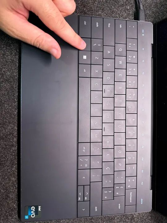 Notebook DELL XPS PLUS + case (brinde) - Foto 4