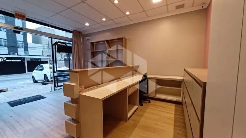 Sala comercial ampla - 403M² para alugar no bairro Estreito em Florianópolis - Foto 3