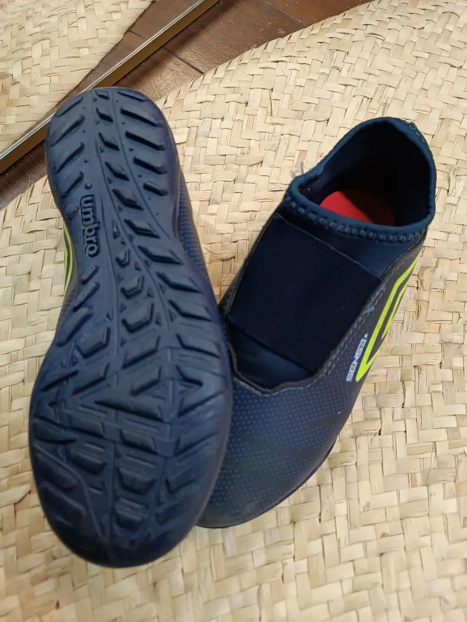 Chuteira Society Umbro Sense Kids - Foto 4