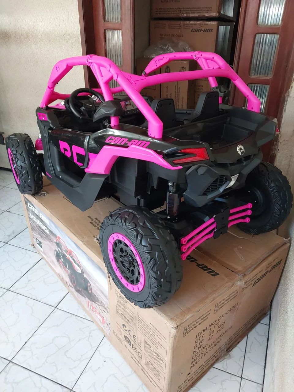 CARRINHO ELÉTRICO 24V CAN-AM MAVERICK 4X4  - Foto 5
