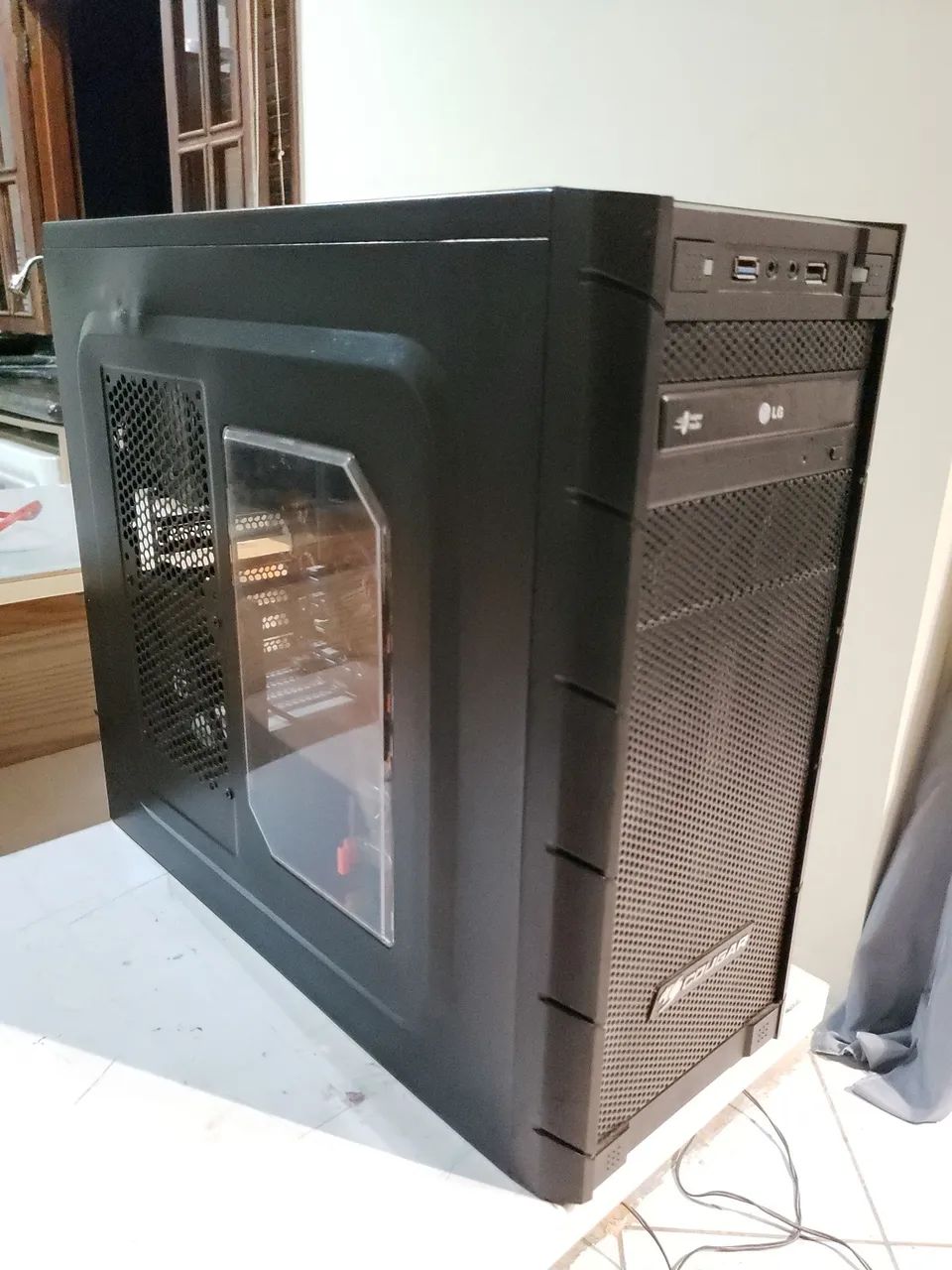 PC AMD PHENOM 2 X4 video ATI RADEON DDR2 4GB memory 1TB HD 64396803818371120