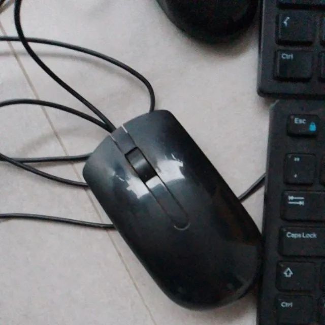 kit 3 teclados com 3 mouses usados com cabo. - Foto 6