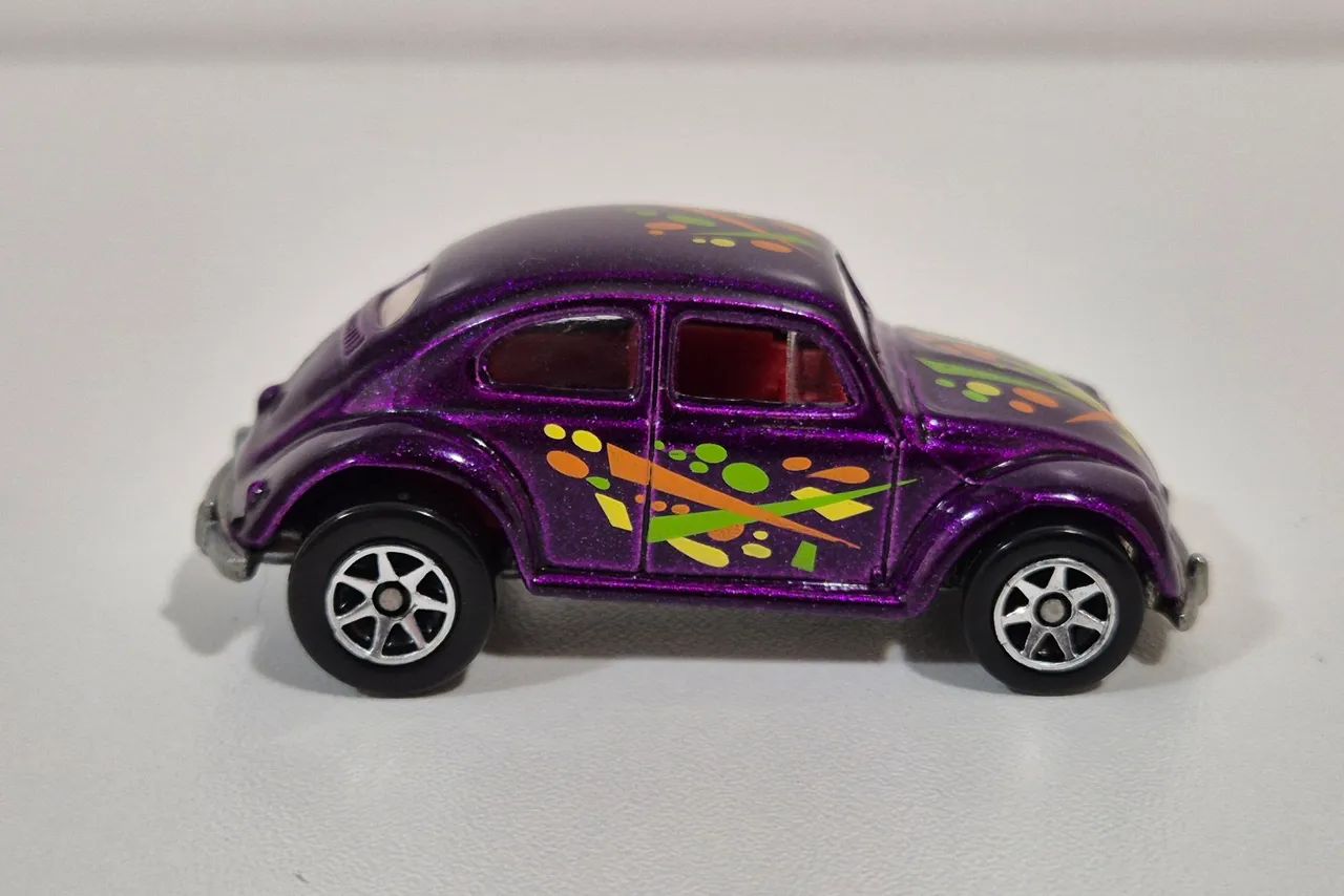 Hot Wheels Volkswagen Beetle Exclusivo Car Crusher Playset  - Foto 2