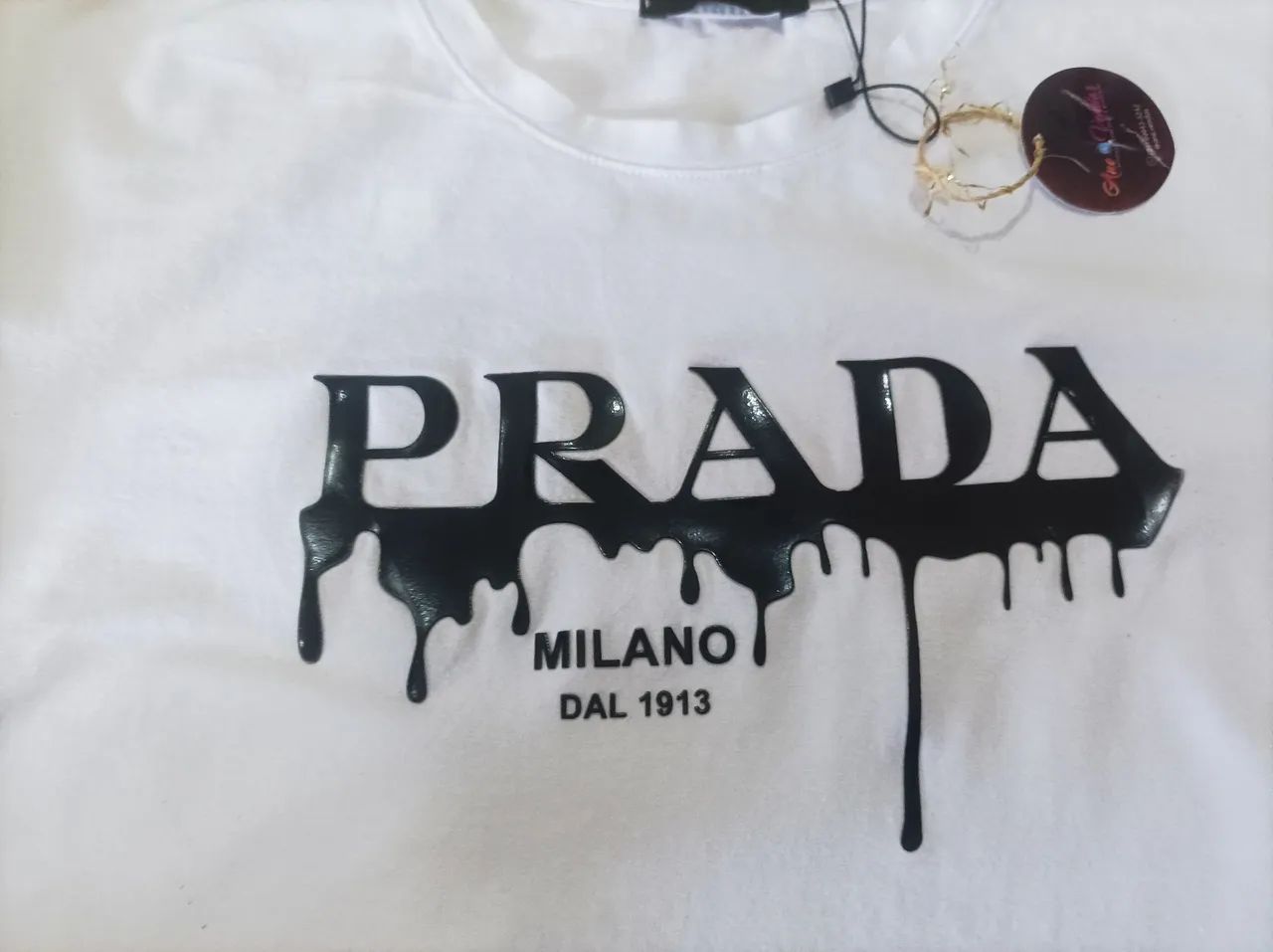 Camiseta Prada Branca com Estampa - Foto 2