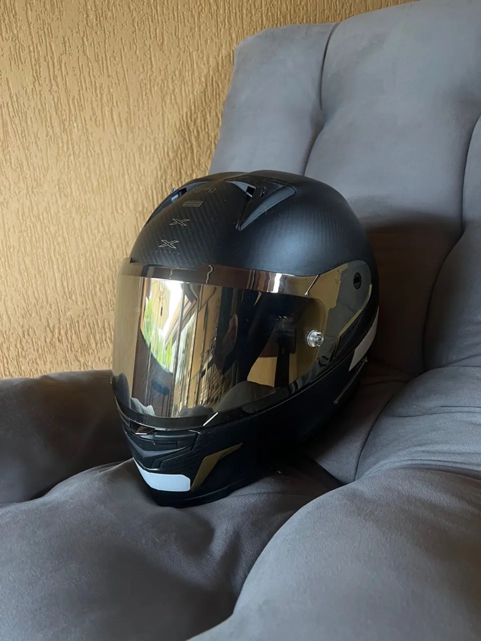 Capacete NEXX XR2 Carbon Golden Edition 