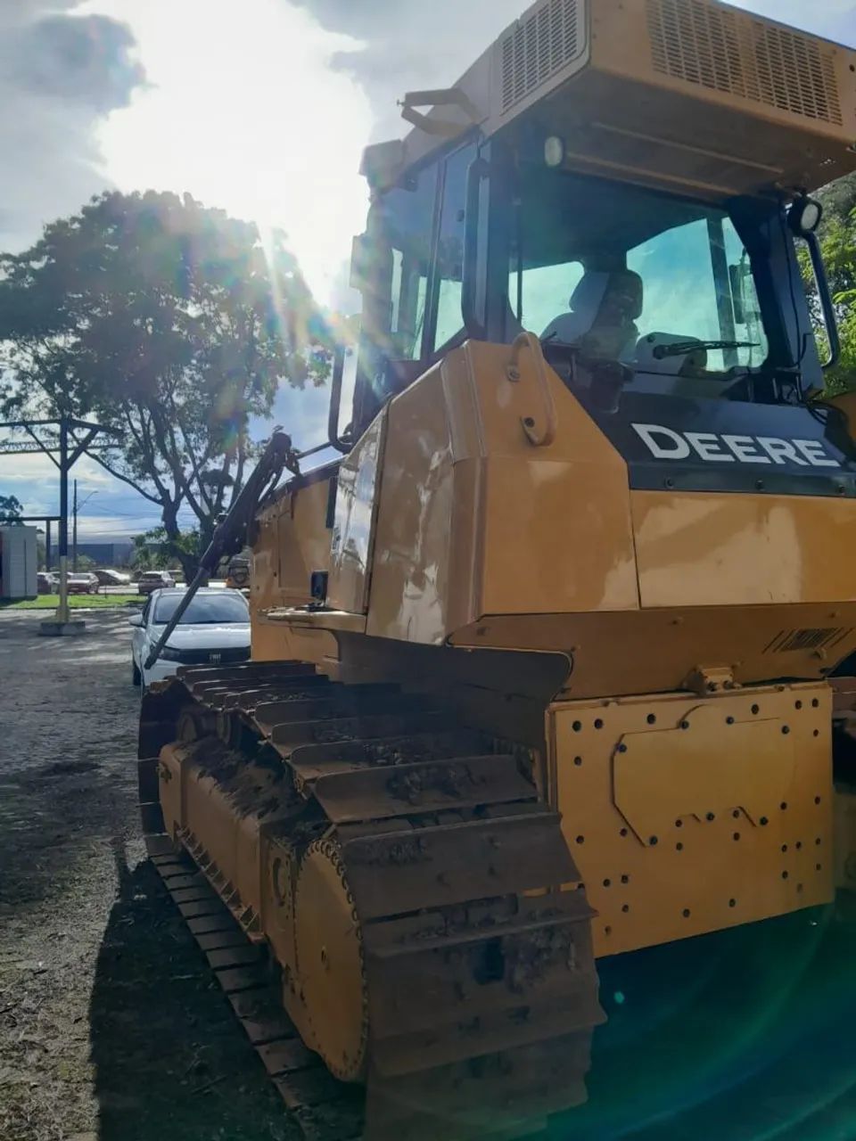 Trator Esteira John Deere 850 Ano 22 - Foto 2