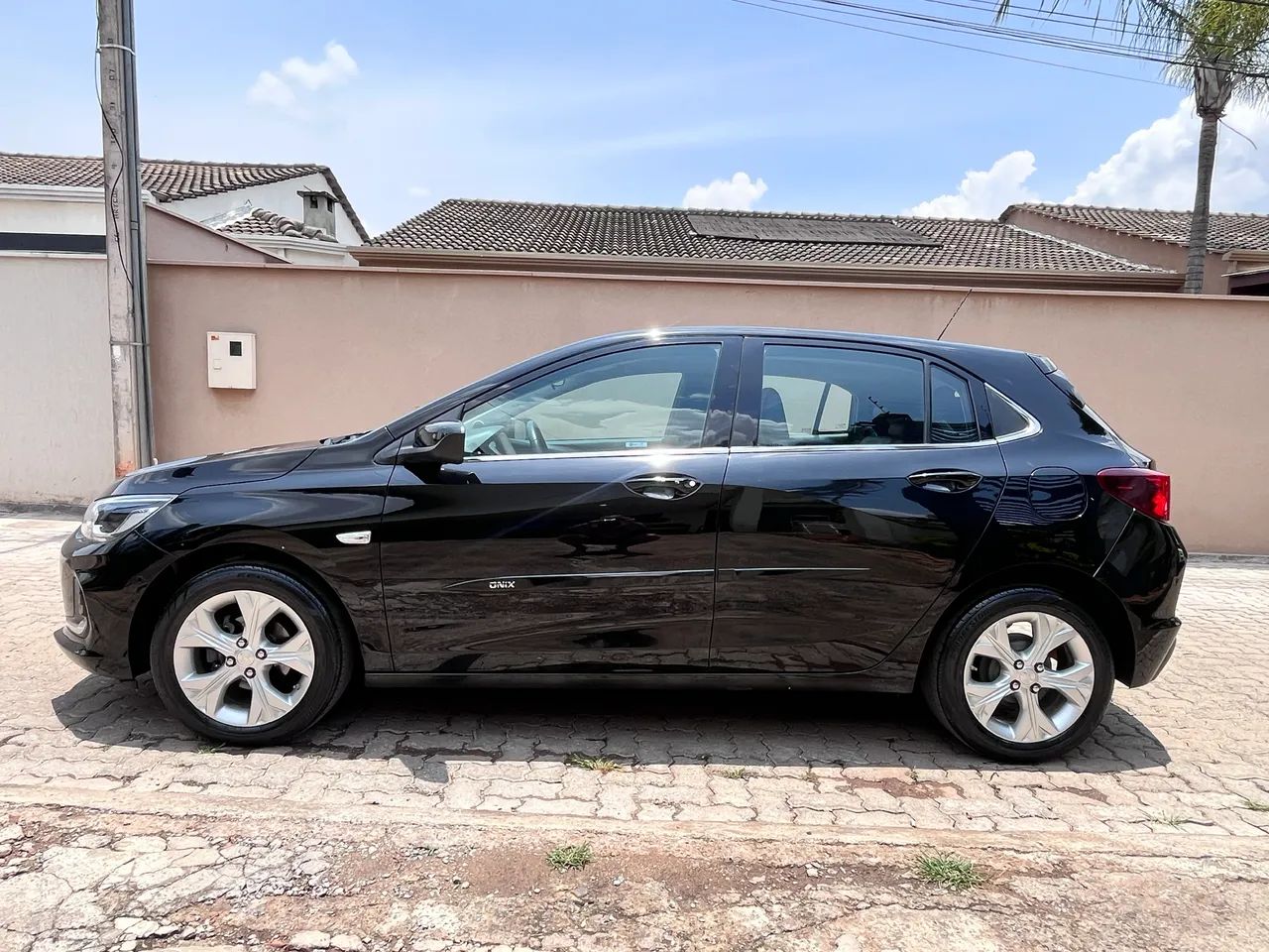 Chevrolet Onix Hatch Premier 1.0 12V TB Flex Aut. 4P 2020