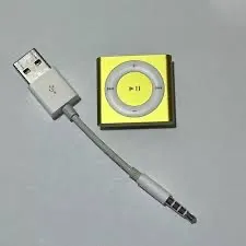 iPod Shuffle 4ª Geração Verde - 1GB
