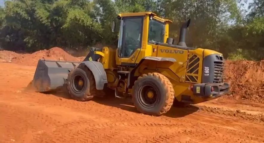 Pa Carregadeira Volvo 2017 L60F  - Foto 6