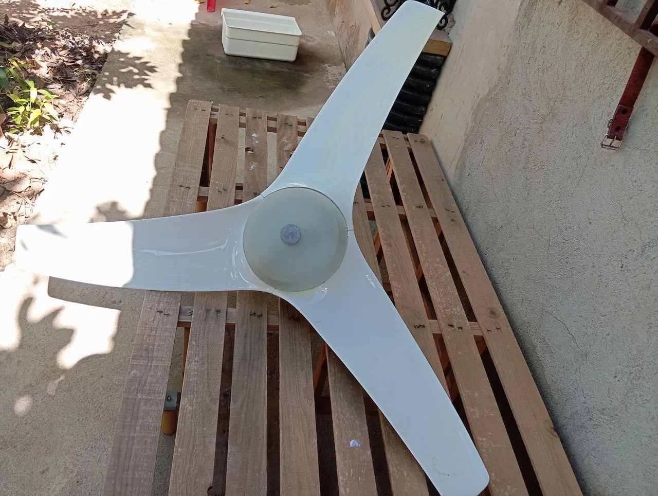 Ventilador de Teto Branco Latina