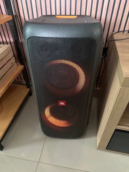 Caixa de Som JBL Party Box 300 Alta Qualidade